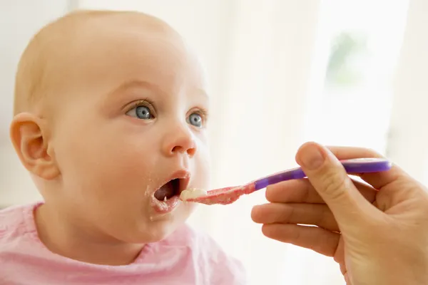 A Importância dos Exames de Intolerância Alimentar na Dieta Infantil: Promovendo uma Alimentação Saudável desde a Infância