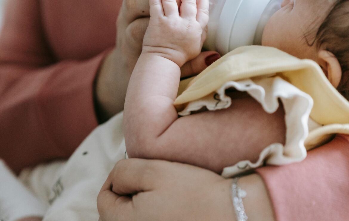 Microbioma e Alimentação Infantil: Como os Exames Podem Orientar